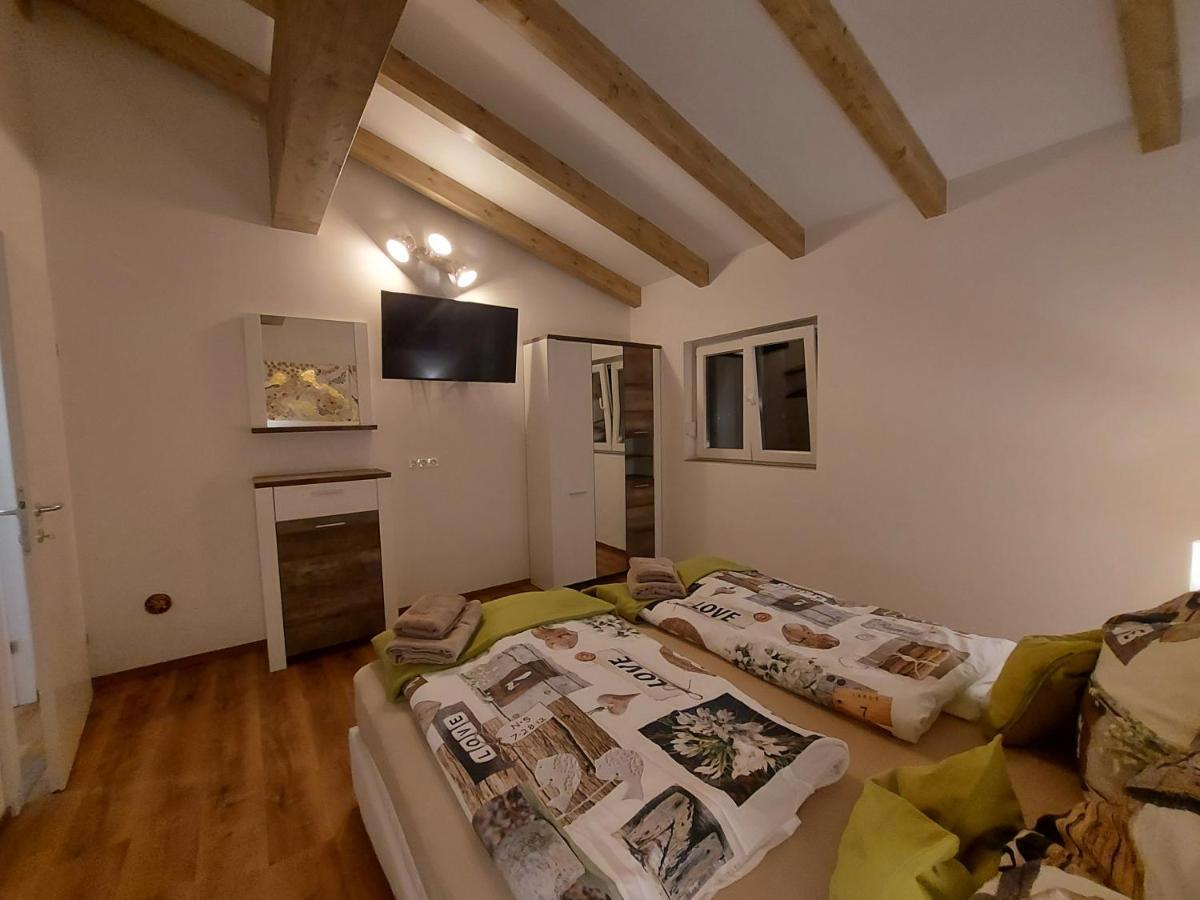 레오벤 Auszeit Steiraland Penthouse 9 Mit Grossen Balkon Und Parkplatz 아파트 외부 사진