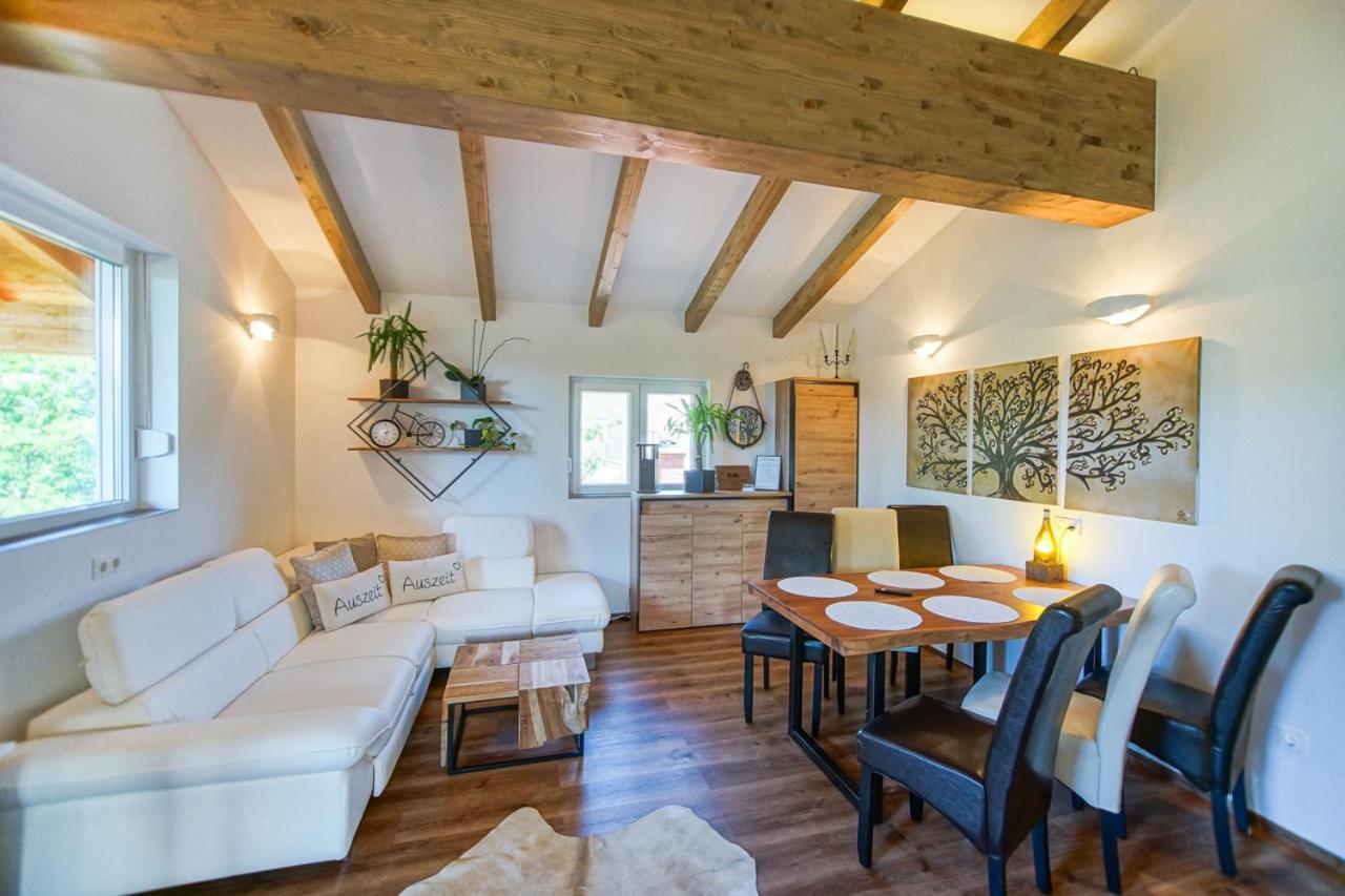 레오벤 Auszeit Steiraland Penthouse 9 Mit Grossen Balkon Und Parkplatz 아파트 외부 사진