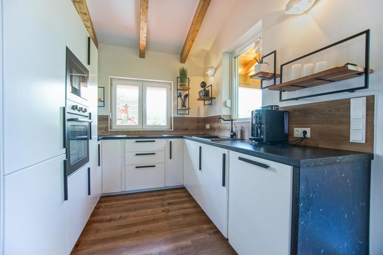 레오벤 Auszeit Steiraland Penthouse 9 Mit Grossen Balkon Und Parkplatz 아파트 외부 사진